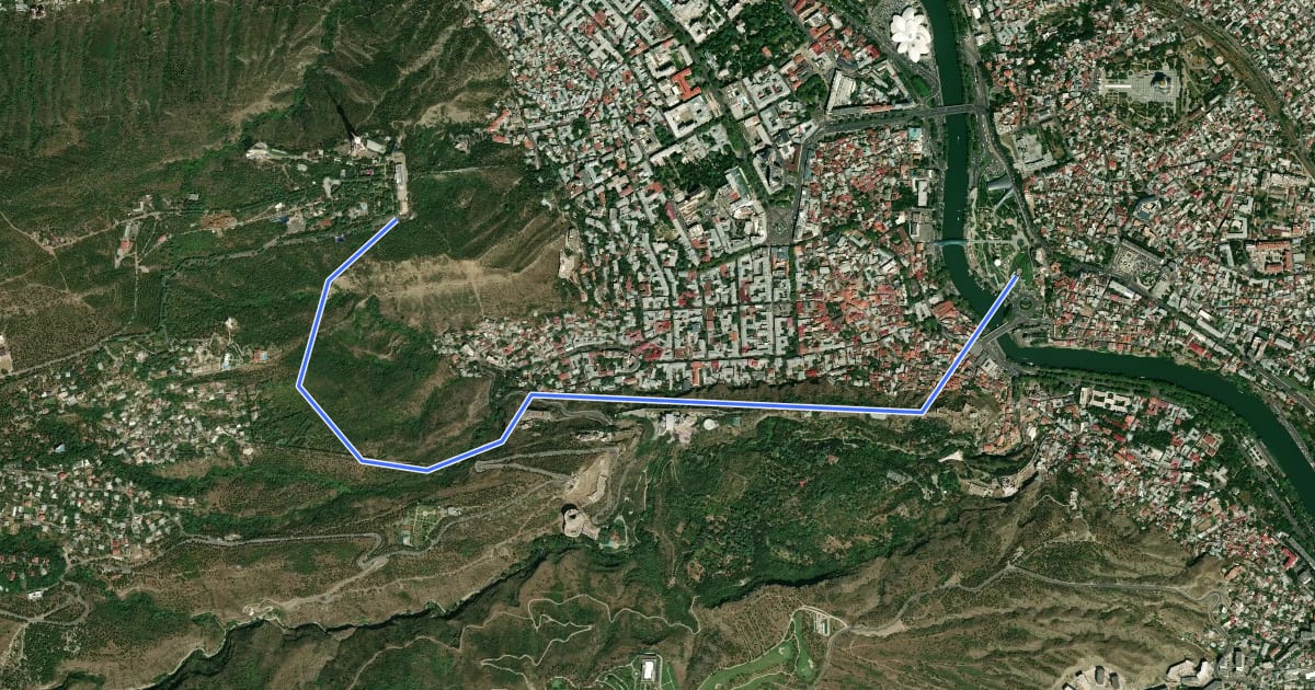 Маршрут Mtatsminda Park to Narikala Fortress на спутниковом снимке