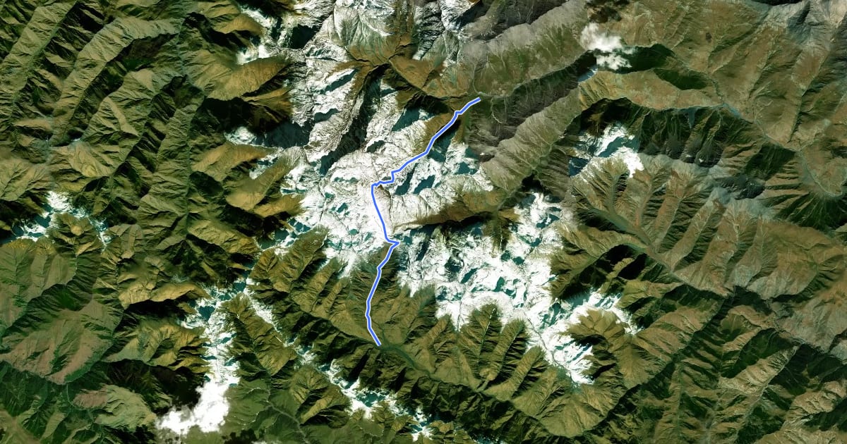 Маршрут planned route (no trail yet) на спутниковом снимке