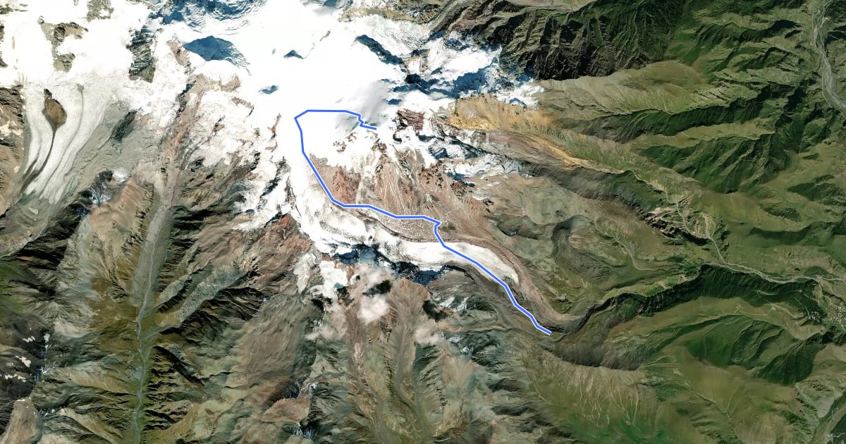 Маршрут Stepantsminda–Kazbegi (no trailmarks) на спутниковом снимке