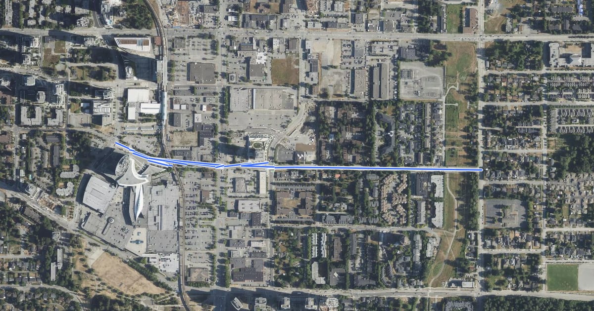Маршрут 102 Avenue на спутниковом снимке