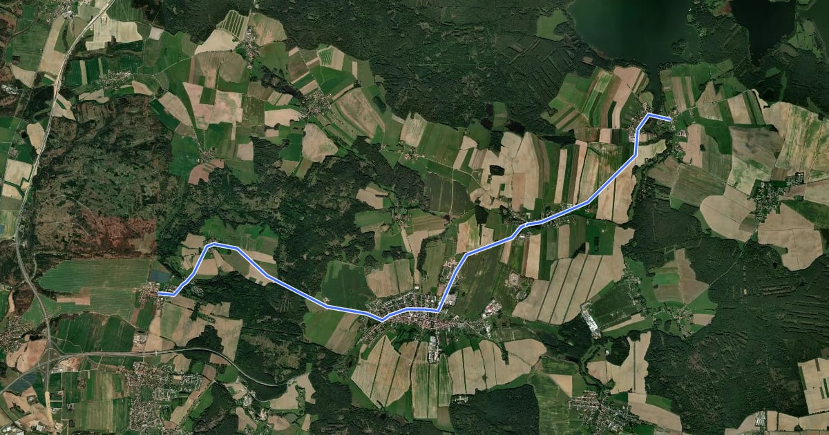 Маршрут 1243 Libníč - Lišov - Horní Slověnice на спутниковом снимке