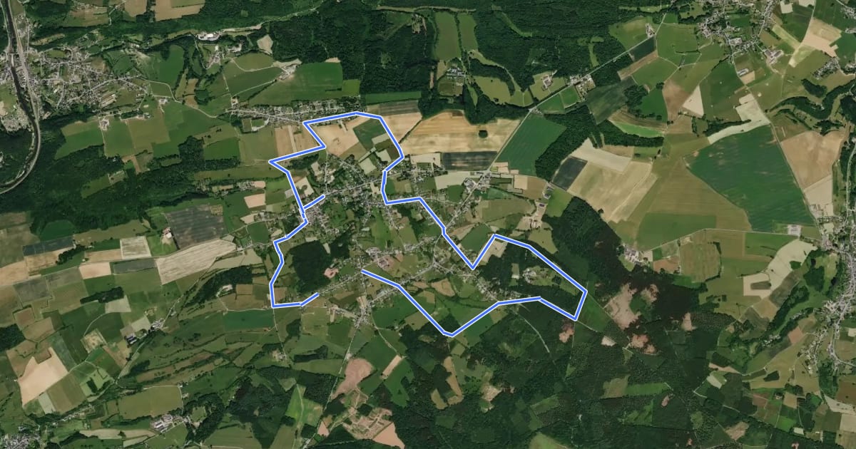 Маршрут 13. Circuit des croix et des chapelles на спутниковом снимке