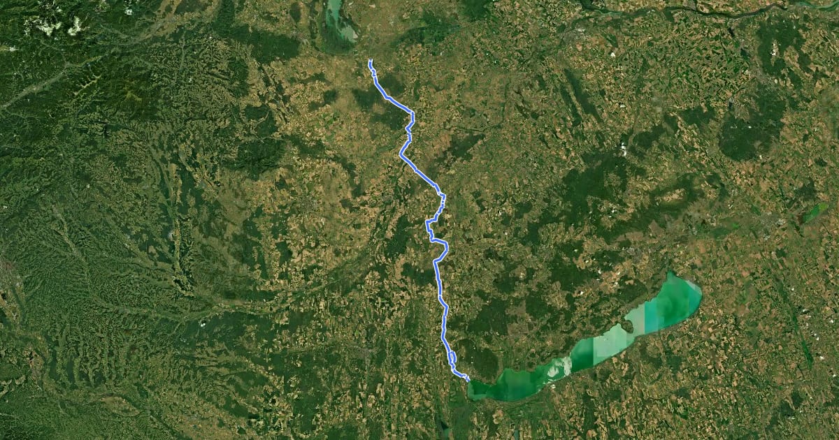 Маршрут 13 Fertő-tó – Balaton kerékpáros útvonal на спутниковом снимке