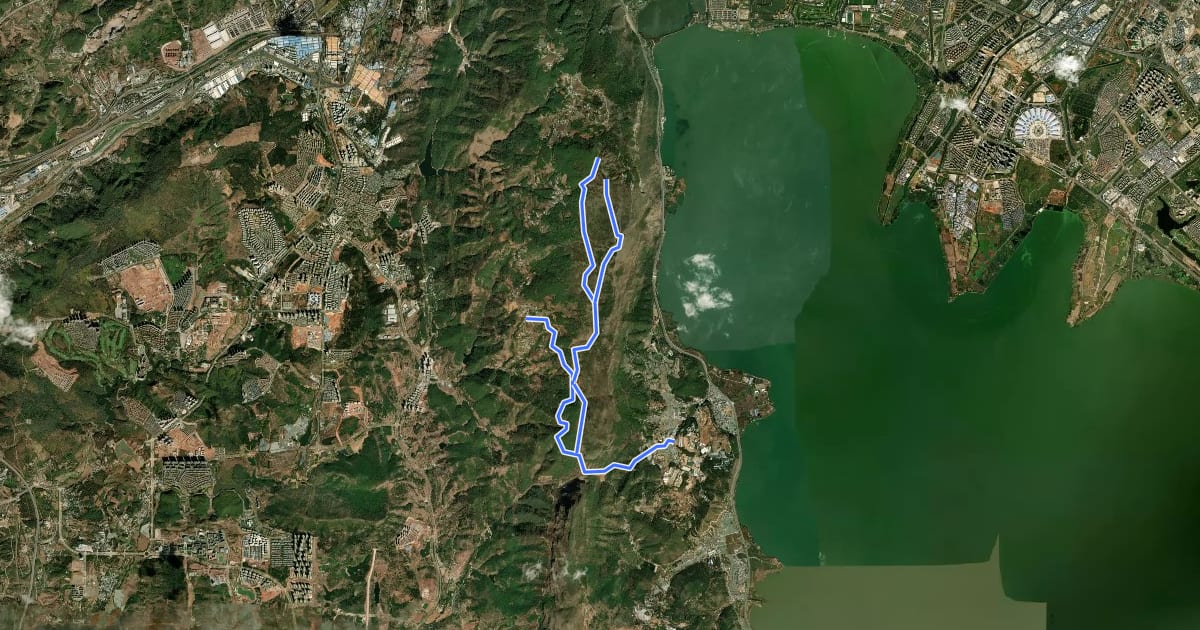 Маршрут 西山-大青山土路 на спутниковом снимке