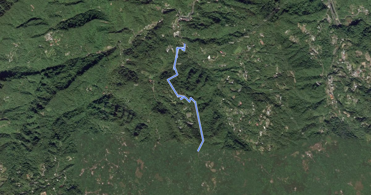 Маршрут 月扇湖山登山路線 на спутниковом снимке
