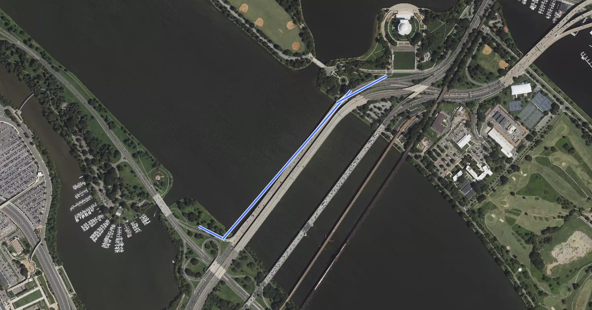 Маршрут 14th Street Bridge на спутниковом снимке