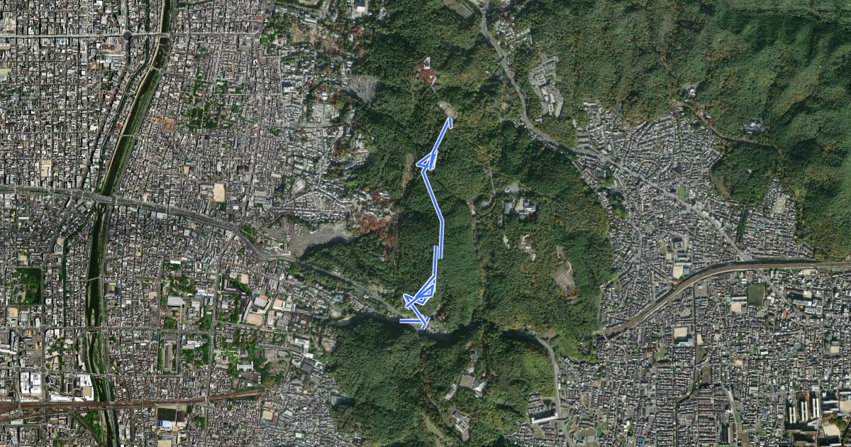 Маршрут 京都一周トレイル東山コース 15-2:21 на спутниковом снимке