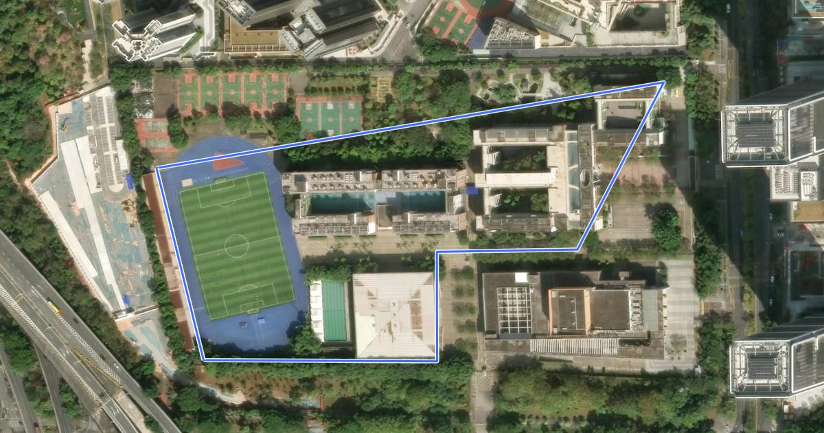 Маршрут 深圳市第二高级中学午间绿荫散步径 на спутниковом снимке
