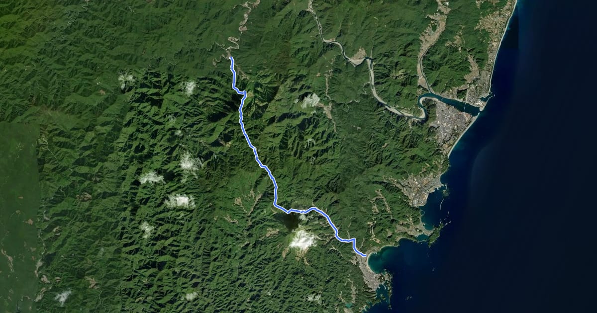 Маршрут 熊野古道 中辺路 大雲取越 на спутниковом снимке