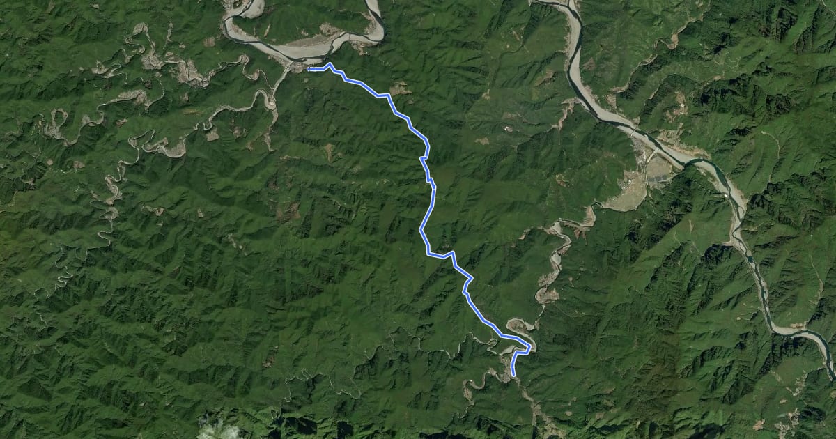 Маршрут 熊野古道 中辺路 小雲取越 на спутниковом снимке