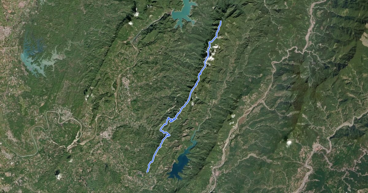 Маршрут 綠色長城-三腳南山系 на спутниковом снимке