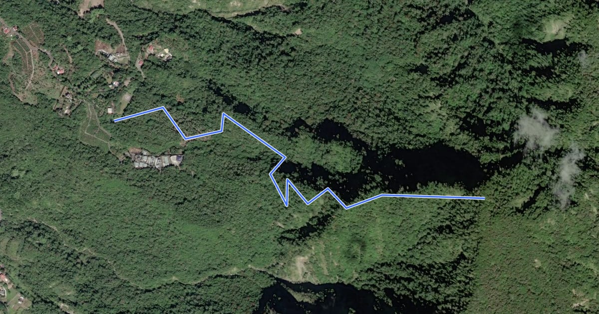 Маршрут 三腳南山登山路線 на спутниковом снимке