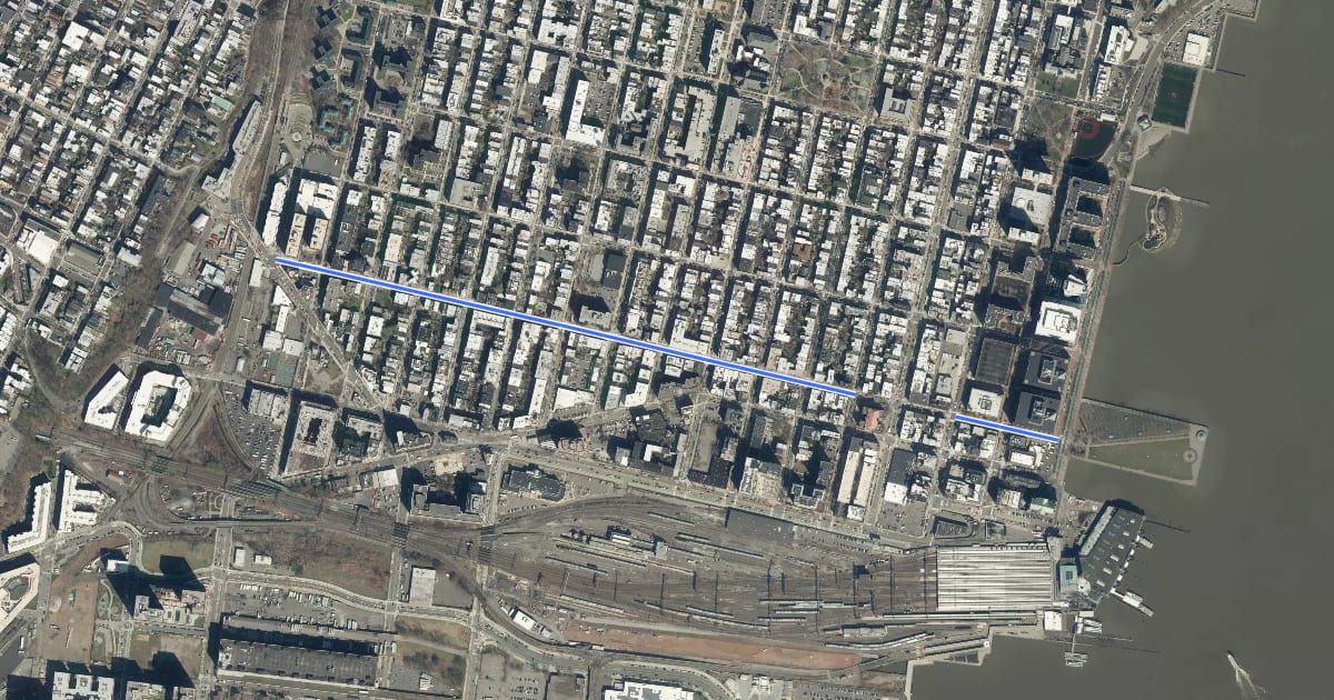 Маршрут 1st Street на спутниковом снимке