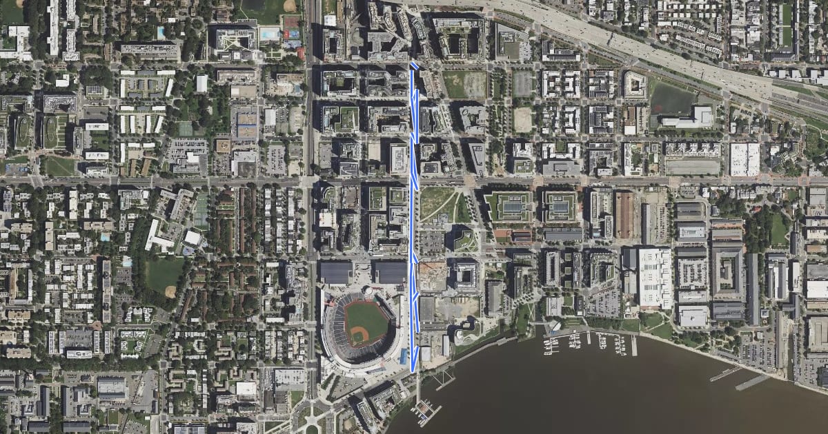 Маршрут 1st Street Southeast на спутниковом снимке