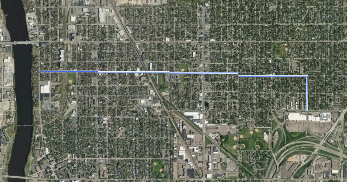 Маршрут 22nd Ave NE Bike Boulevard на спутниковом снимке