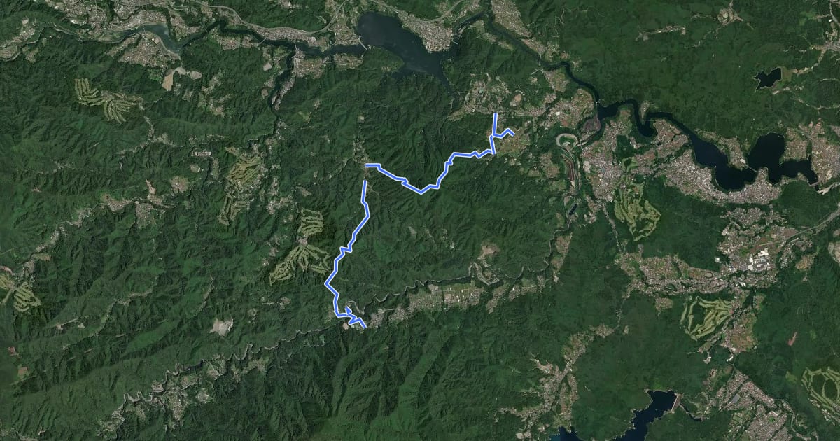Маршрут 東海自然歩道（石老山～石砂山） на спутниковом снимке