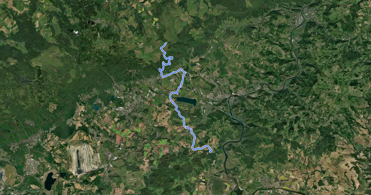 Маршрут 3009 Radejčín - Adolfov на спутниковом снимке