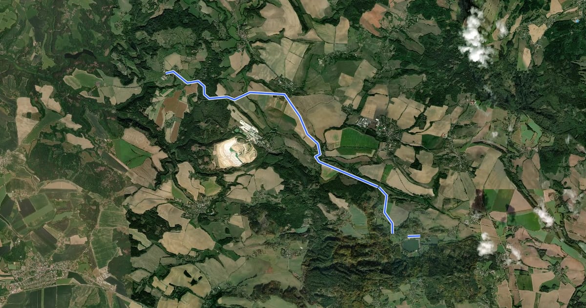 Маршрут 4016 Jinolice, autokemp - Troskovice на спутниковом снимке