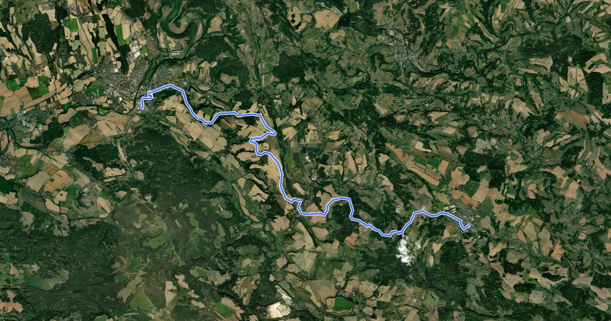 Маршрут 4172 Lomnice nad Popelkou, Rovensko pod Troskami,Turnov на спутниковом снимке