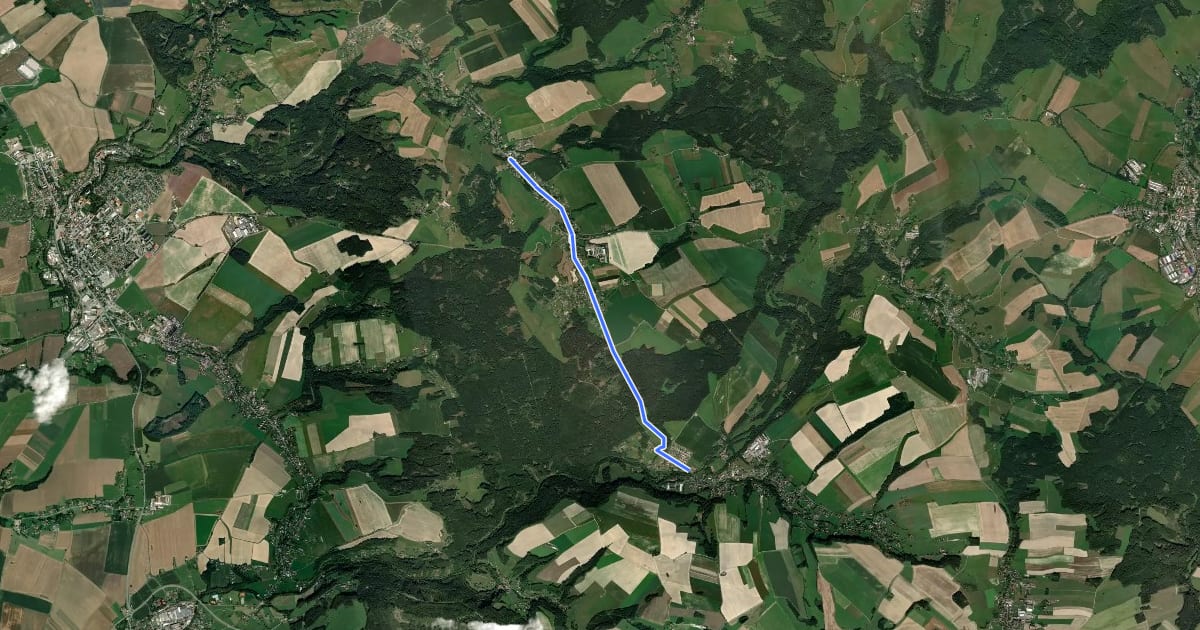 Маршрут 4332 Slatina nad Zdobnicí на спутниковом снимке