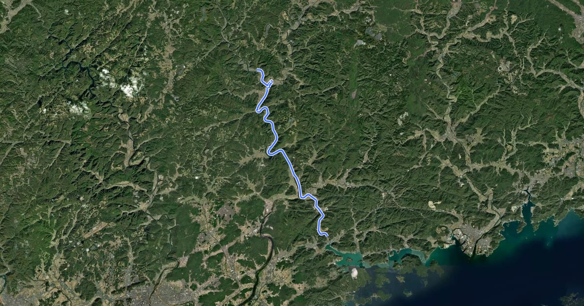 Маршрут 岡山県道703号　備前柵原自転車道線 на спутниковом снимке