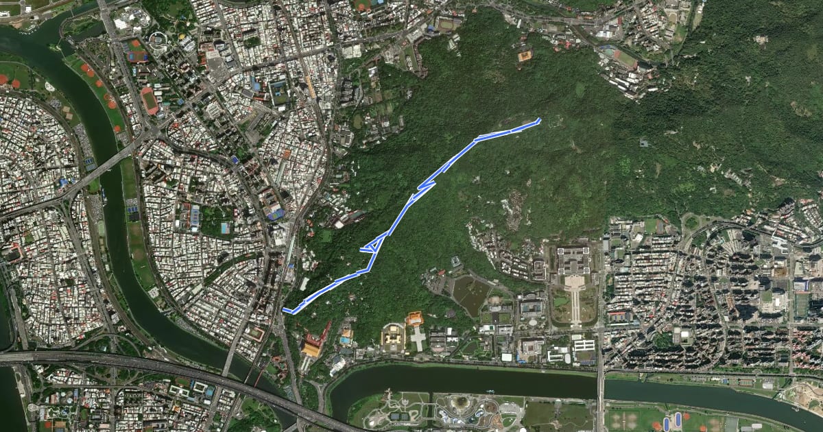 Маршрут 劍潭山親山步道 на спутниковом снимке