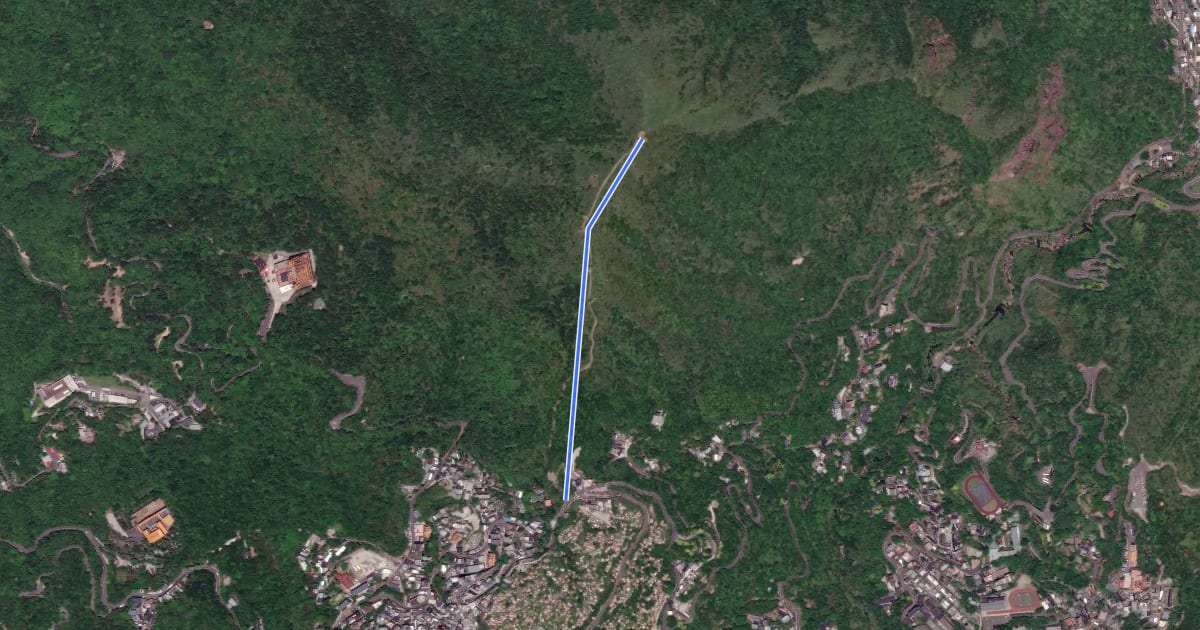 Маршрут 基隆山登山步道 на спутниковом снимке
