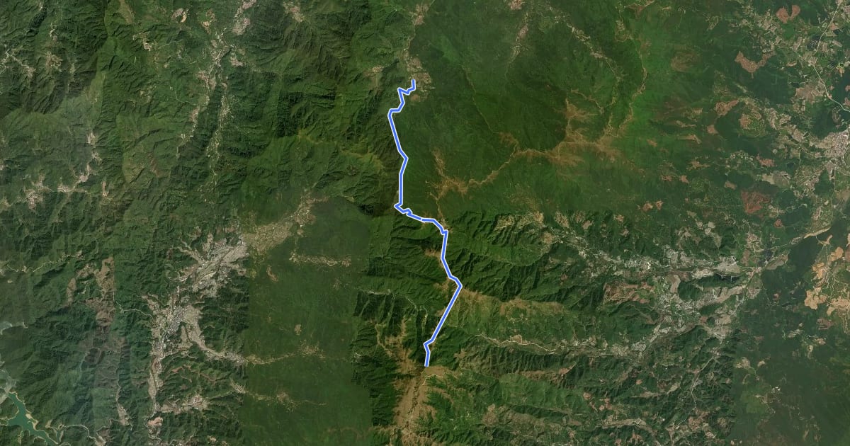 Маршрут 西水大石链-风车山-接马坳-天露山 на спутниковом снимке
