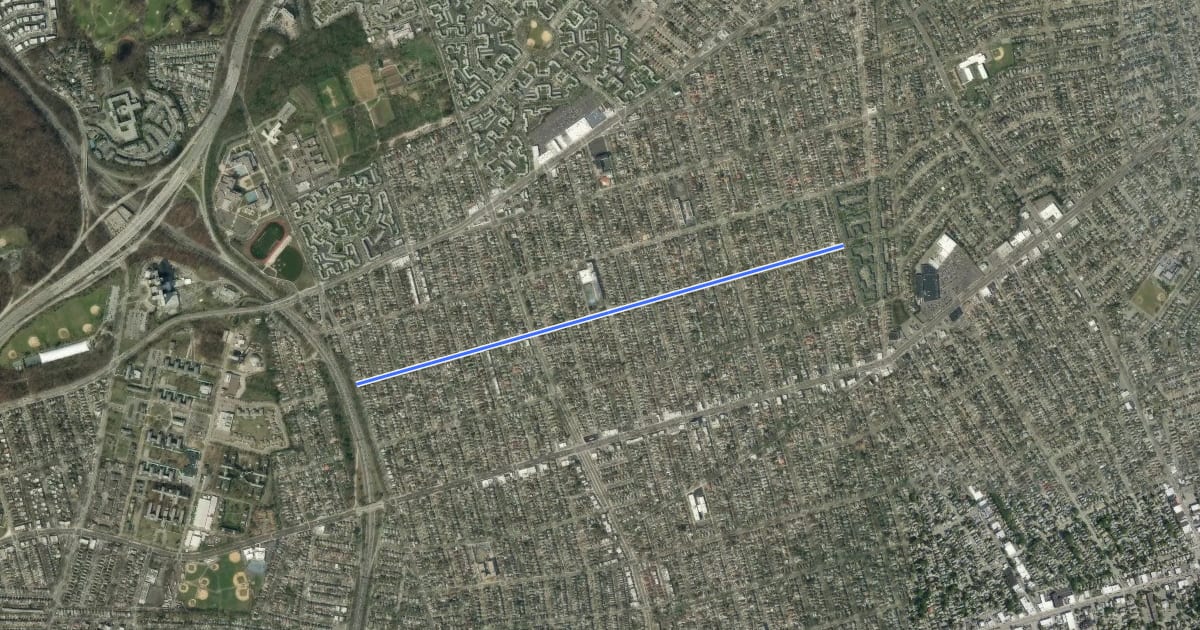 Маршрут 82nd Avenue на спутниковом снимке