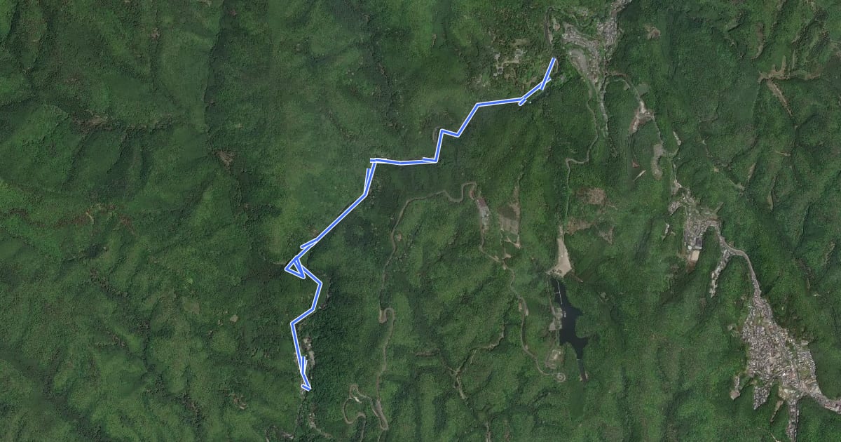 Маршрут 京都一周トレイル北山コース 90:94 西山コース 1 на спутниковом снимке