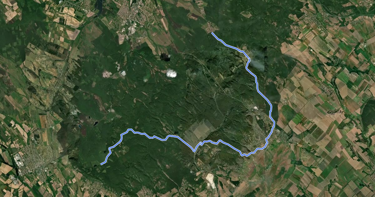Маршрут A Magyar Szent Család nyomában zarándokút (alternatív ág) на спутниковом снимке