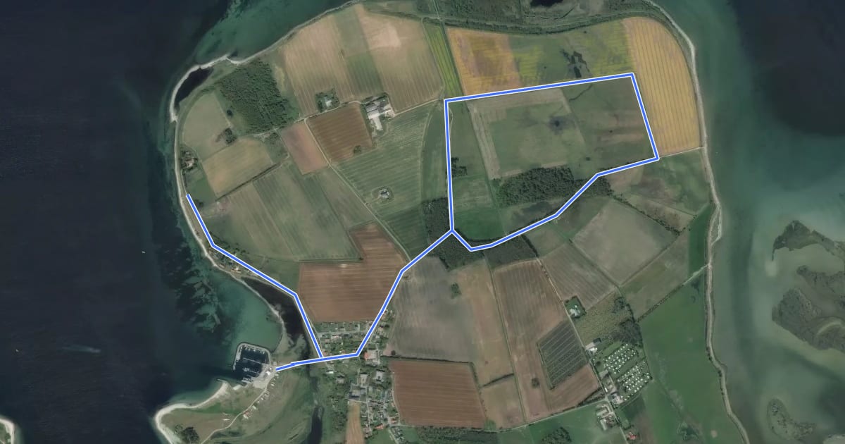 Маршрут Aarø, rød rute на спутниковом снимке
