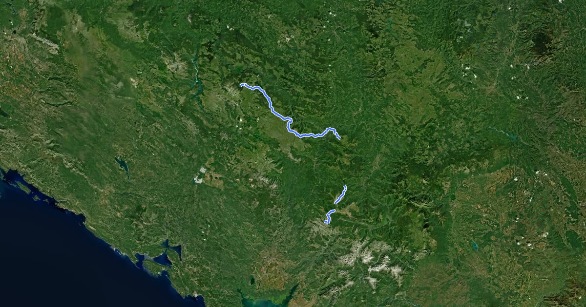 Маршрут Žabljak via Sinjavina to Biogradska gora на спутниковом снимке