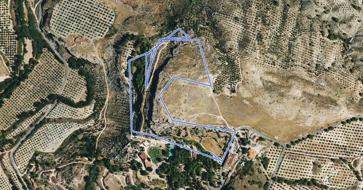 Маршрут Acequia del Toril y dólmenes de Alicún на спутниковом снимке