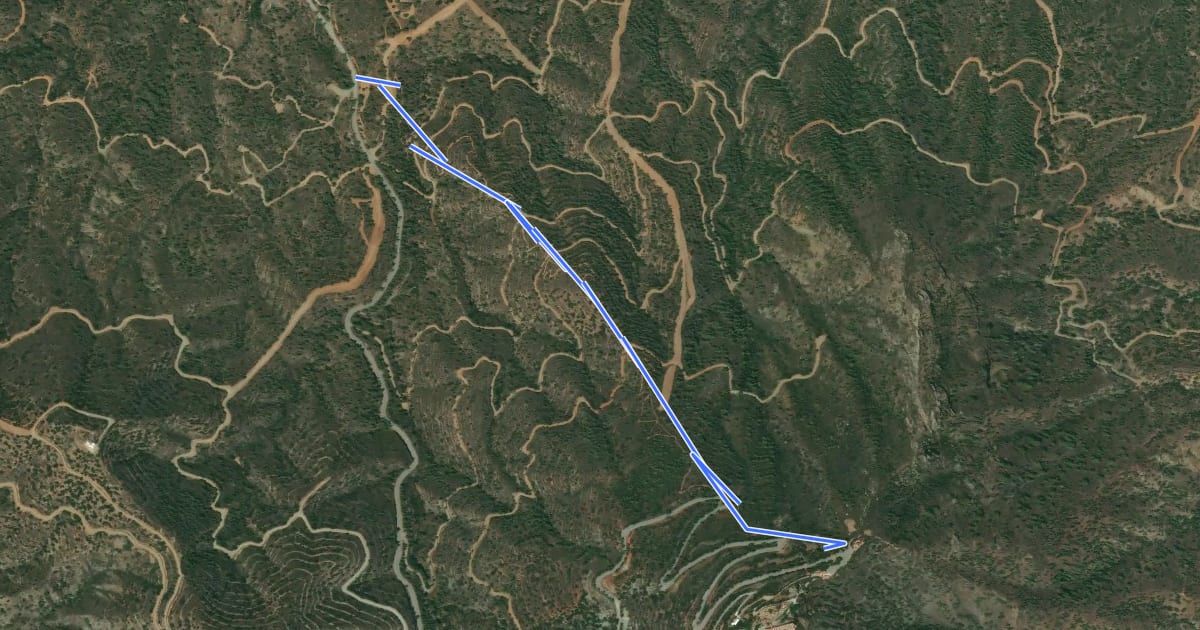 Маршрут Agia Varvara Stavrovouni Trail на спутниковом снимке