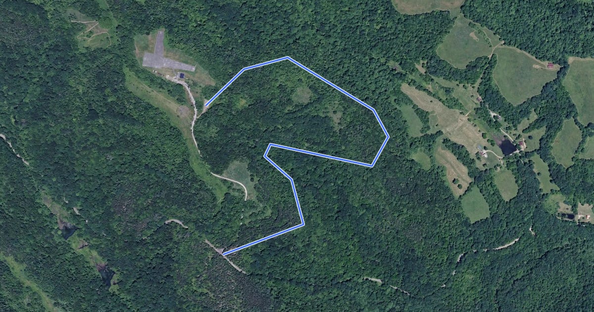 Маршрут Airport East Trail на спутниковом снимке
