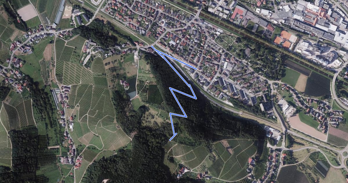 Маршрут Albersbacher Höhe - Oberkirch Friedhofsparkplatz на спутниковом снимке