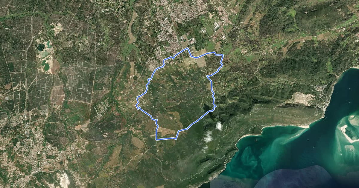 Маршрут Aldeias de Azeitão (Longo) на спутниковом снимке