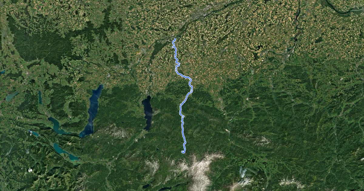 Маршрут Almuferweg - Genuss am Almfluss на спутниковом снимке