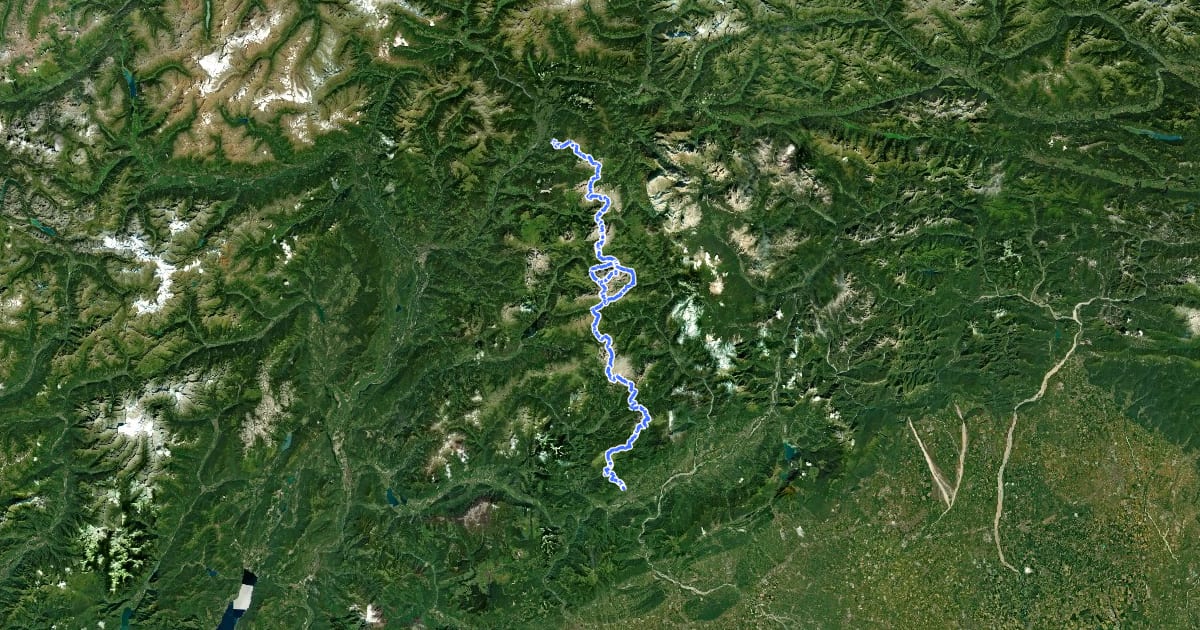 Маршрут Alta Via n. 2 delle Dolomiti - Dolomiten-Höhenweg Nr. 2 на спутниковом снимке
