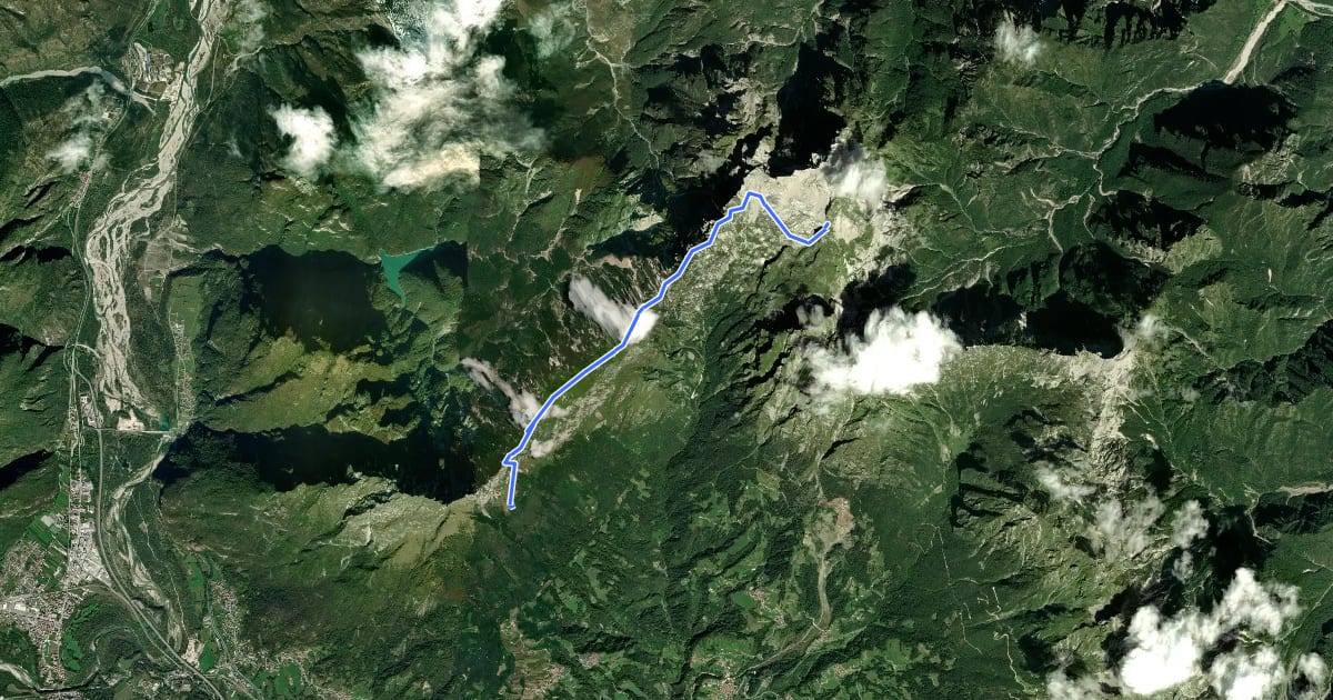 Маршрут Alta via n. 7 delle Dolomiti - I Tappa на спутниковом снимке