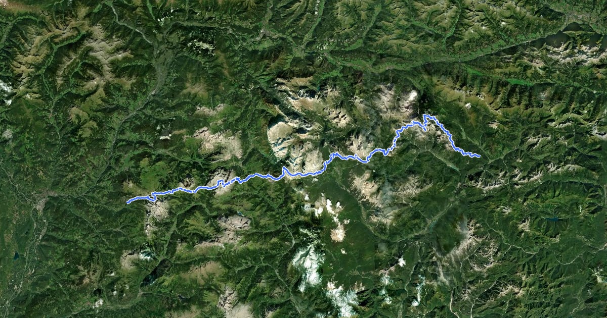 Маршрут Alta via n. 9 delle Dolomiti - Dolomiten-Höhenweg Nr. 9 на спутниковом снимке