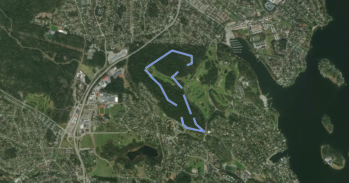 Маршрут Altorp motionsspår (blå 4,2km) на спутниковом снимке