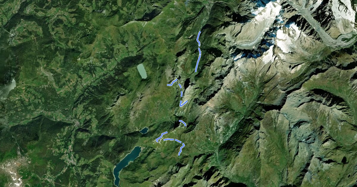 Маршрут Ancien projet de tracé de la N202 на спутниковом снимке