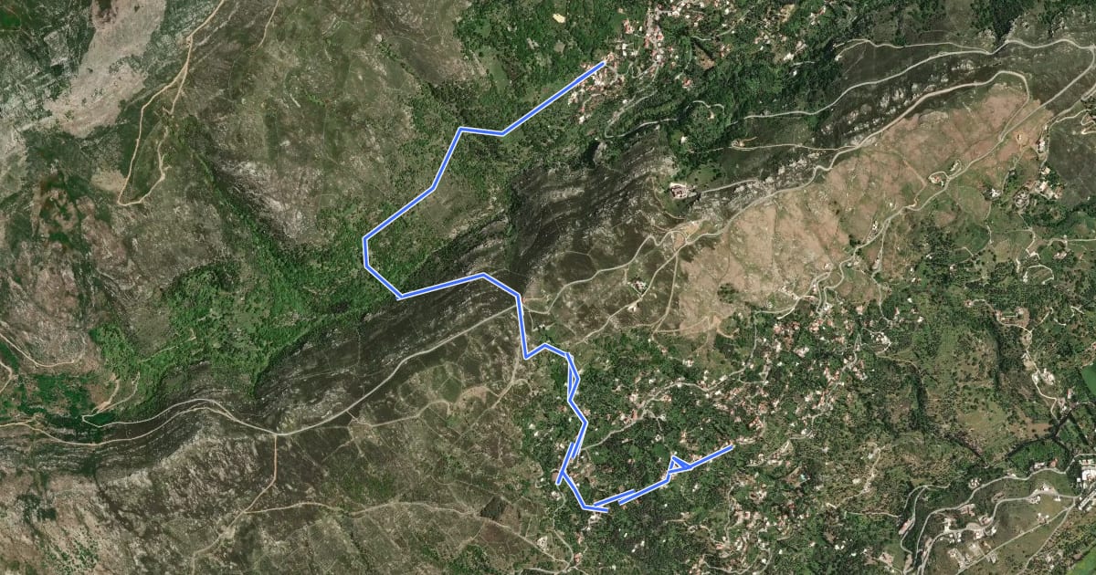 Маршрут Andros Routes 10 на спутниковом снимке