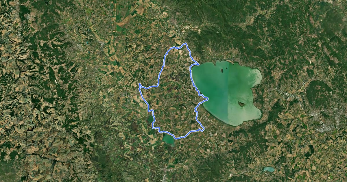 Маршрут Anello dei Tre Laghi на спутниковом снимке