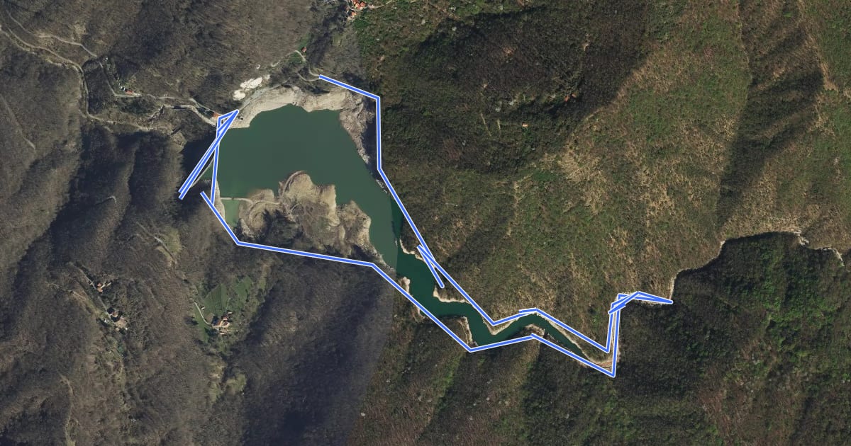 Маршрут Anello del Lago di Val di Noci на спутниковом снимке