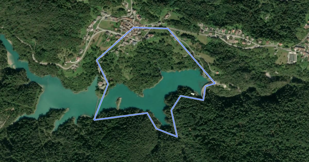 Маршрут Anello del Lago di Verzegnis на спутниковом снимке