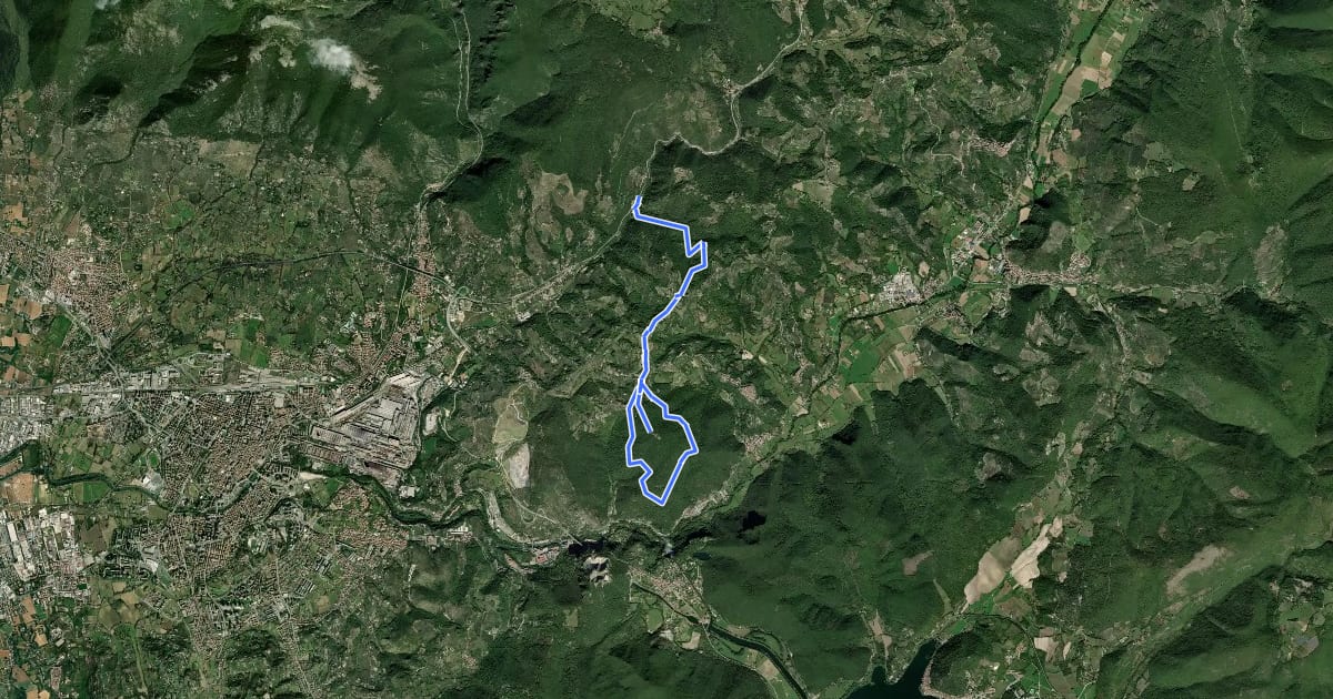 Маршрут Anello di Monte Pennarossa на спутниковом снимке