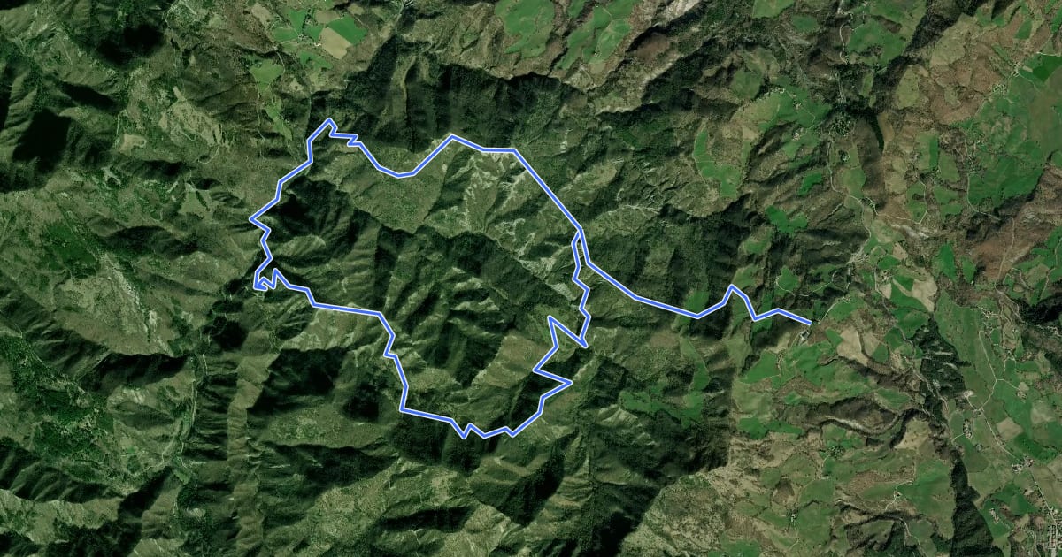 Маршрут Anello "Nella valle di Rio Petroso" на спутниковом снимке